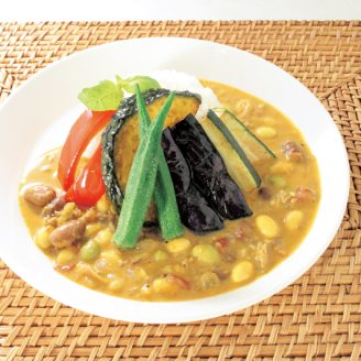 夏野菜のココナツクリーム入り豆カレー