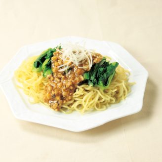 小松菜たっぷり！ジャージャー麺風